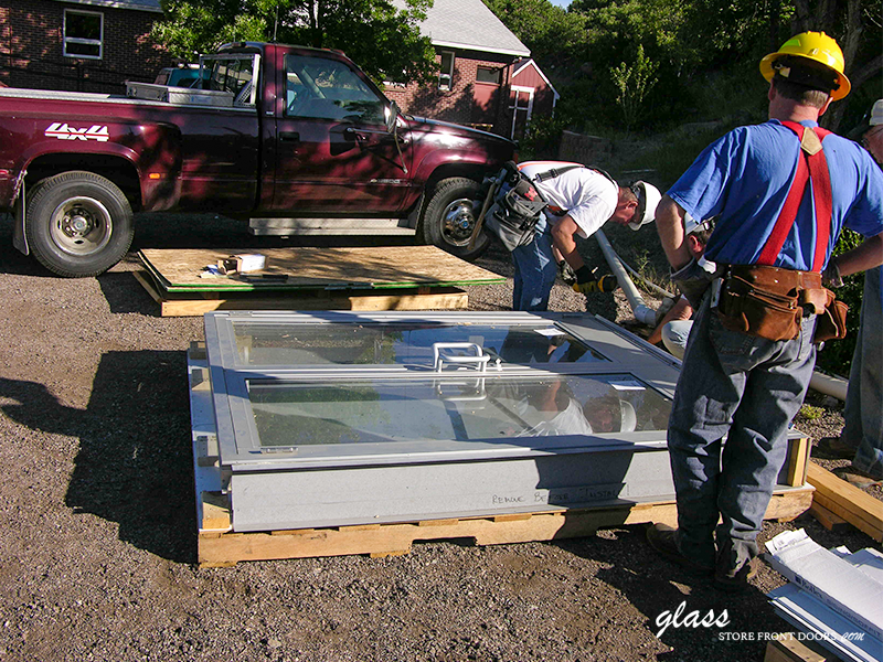 storefront-door-delivery